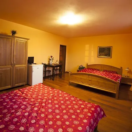 Zatisi Guest house Mikulov