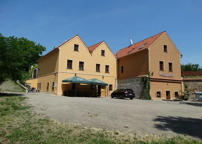 Zatisi 3*